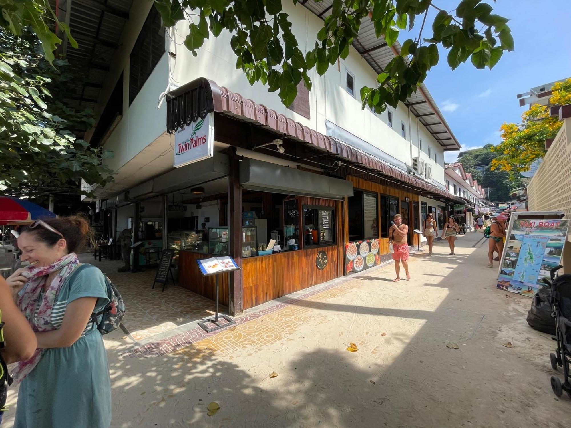 Twin Palms Hostel Phi Phi Exteriör bild