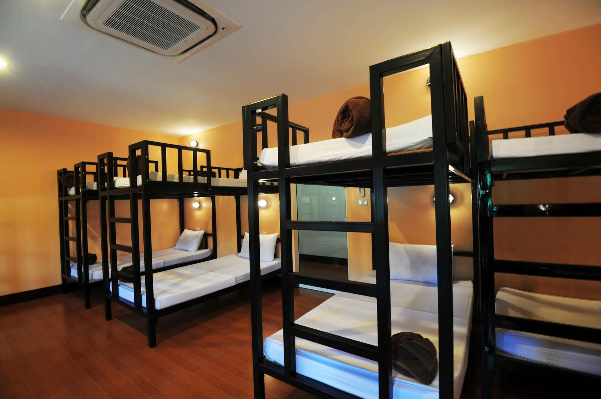 Twin Palms Hostel Phi Phi Exteriör bild